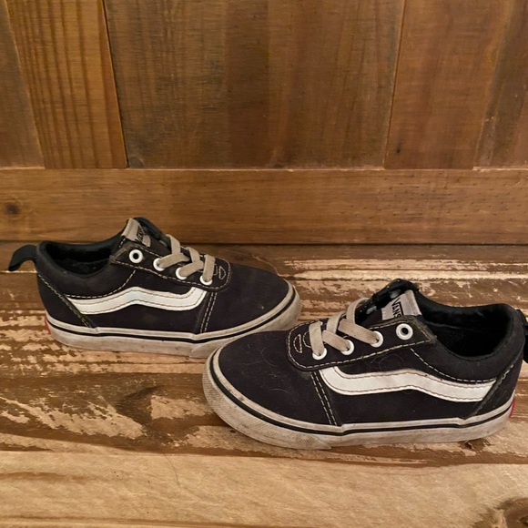 Vans toddler size 8 - Picture 3 of 5